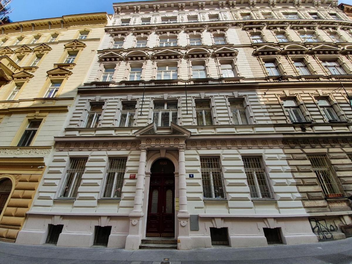 Apartment Praag Buitenkant foto