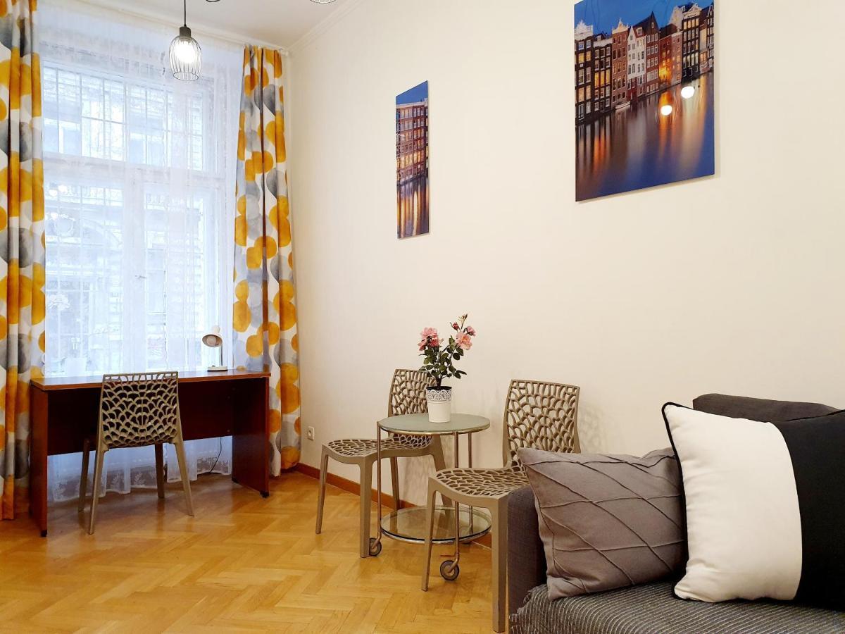Apartment Praag Buitenkant foto