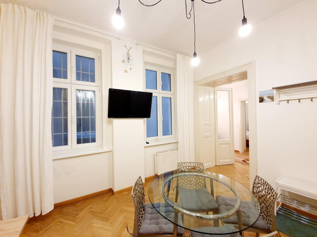 Apartment Praag Buitenkant foto