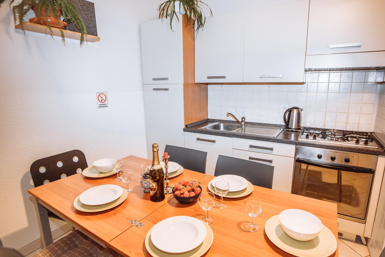 Apartment Praag Buitenkant foto